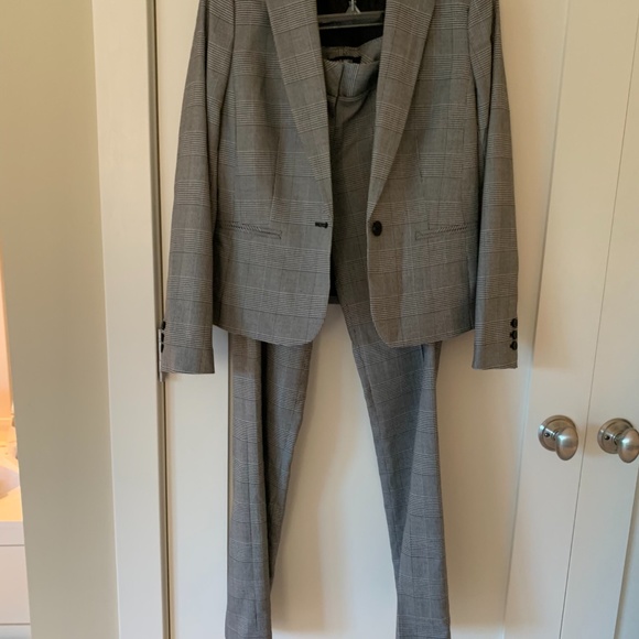NINE WEST WOMEN’S SUIT- JACKET AND PANTS
